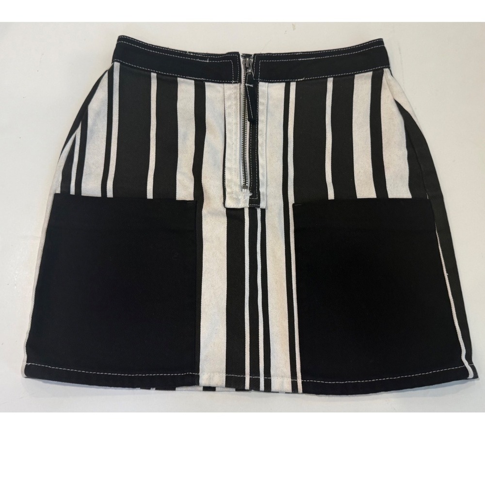 BDG Urban Outfitters Striped Mini Skirt Front Zip Black White Pockets XS